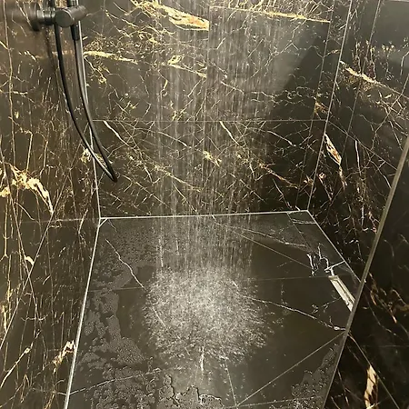 Relax & Enjoy-apartment Mit Xxl-rainshower-dusche Grub am Forst