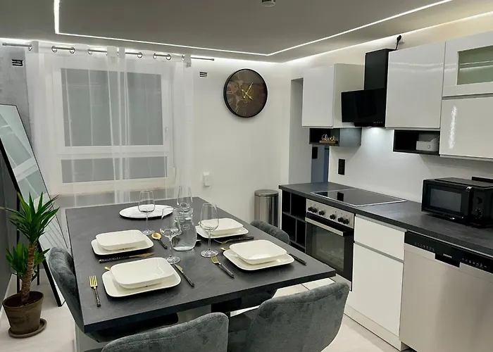 Lägenhet Relax & Enjoy-apartment Mit Xxl-rainshower-dusche Grub am Forst